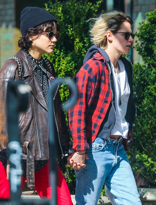 Kristen Stewart & Soko Walk Hand In Hand In NYC