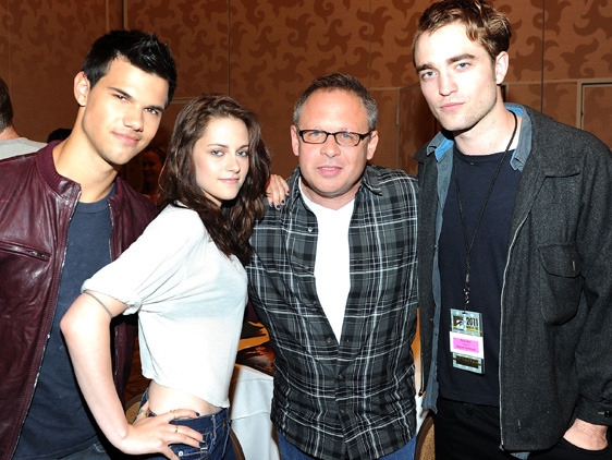 New Breaking Dawn Info From Director Bill Condon!