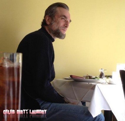 Daniel Day-Lewis Takes On The Part Of Abraham Lincoln (Photo)