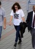 Kristen Stewart Wears Robert Pattinson's Shirt Again! What Is She Trying To Say? (Photos) 0906