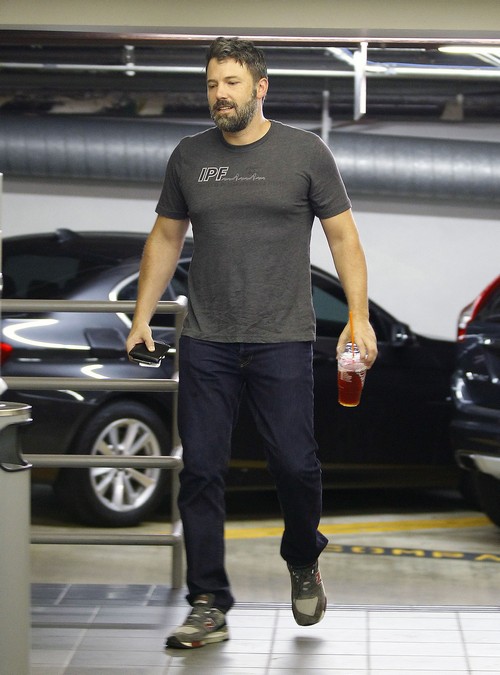 Ben Affleck Cracks A Smile In Century City | Celeb Dirty Laundry