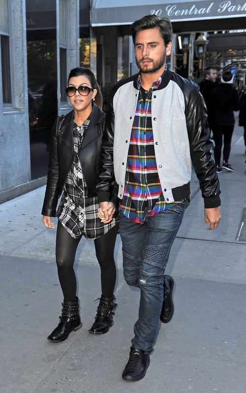 Scott disick wearing chelsea boots sales