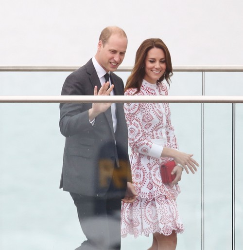 Prince William Disrespects Kate Middleton: Refuses To Wear Wedding Ring?