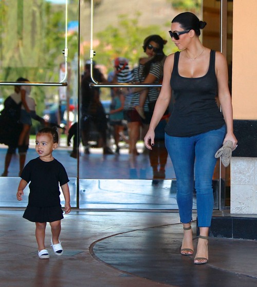 Kim & Kourtney Kardashian Take Their Kids To The Movies | Celeb Dirty ...