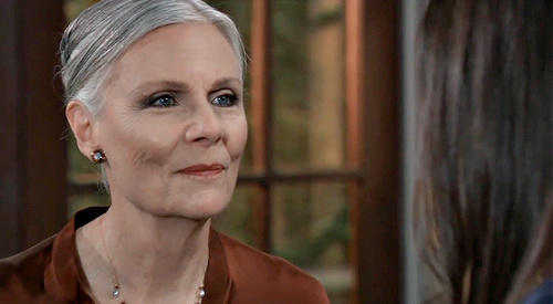 General Hospital Spoilers: Laura Learns Luke is Alive - And Tracy Knew All Along?