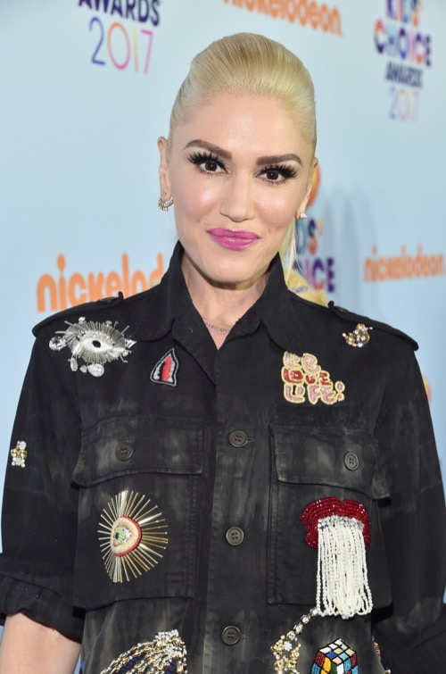  Gwen Stefani Pregnant - New Pictures Show Possible Baby Bump