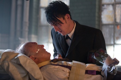 Gotham Recap 9/21/15: Season 2 Episode 1 Premiere "Damned If You Do..."