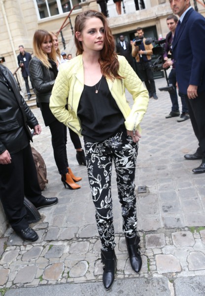 Kristen Stewart At Balenciaga Show - Hot Or Hot Mess? (Photos) 0927