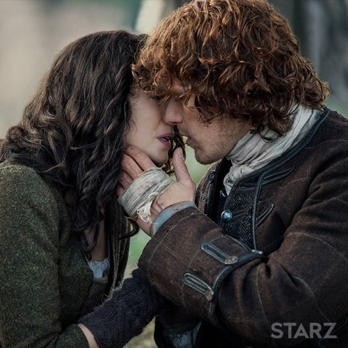 Outlander Season 3 Spoilers Sam Heughan Caitriona Balfe Together 