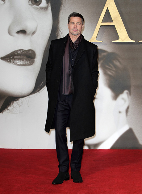 Brad Pitt Calls For Holiday Truce: Angelina Jolie Sets 4-Hour Visitation Time Limit On Christmas Day, Won't Allow More!