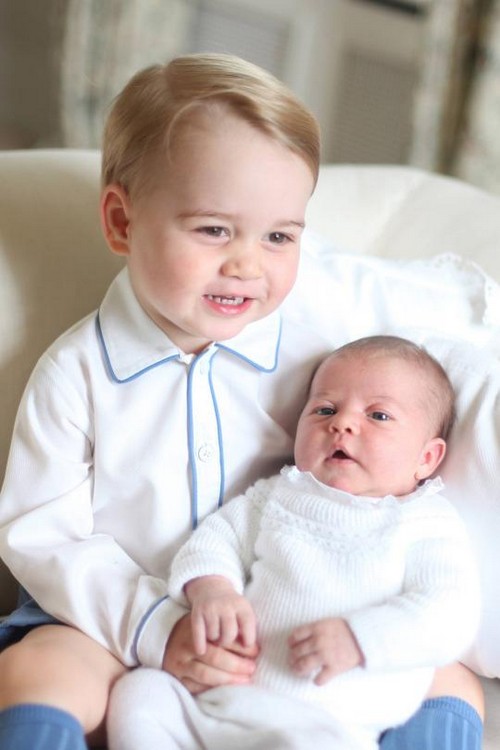 Princess Charlotte First Official Portrait Photos with Prince George: Kate Middleton's Breaks Tradition With Personal Pics