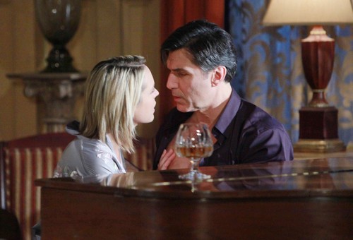 Days of Our Lives Spoilers: Paul Found Knocked Out Cold, Sonny ...