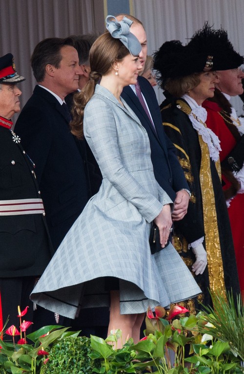 Kate Middleton Warned by Queen Elizabeth: No More Wardrobe Malfunctions - Duchess of Cambridge Gets Strict NYC Behavior Instructions