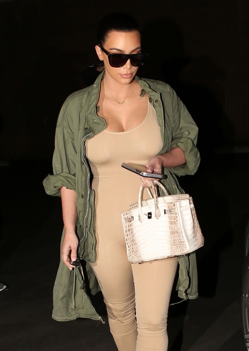 Kim Kardashian Epic Twitter Rant After Bette Midler and Chloe Moretz Diss Photo-Shopped Nude Photo Tweet