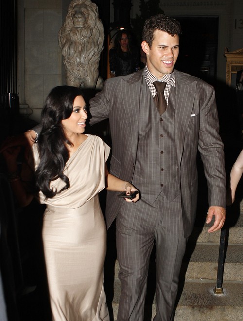 Kim Kardashian Cheated On Kris Humphries with Kanye West In 2010 and Admits It | Celeb Dirty Laundry