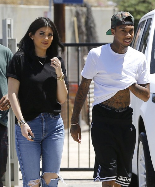 Tyga Gives Blac Chyna's Used G-Wagon to Kylie Jenner As Insulting 18th Birthday Gift: Kylie Freaks