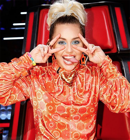 List 92 Pictures Pictures Of Miley Cyrus On The Voice Stunning