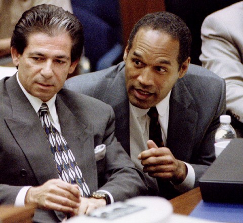 Khloe Kardashian Thinks OJ Simpson Is Her Father After Affair With Kris Jenner: Begs Alleged Murderer to Take DNA Test?