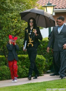 Debbie Rowe To Save Paris Jackson From Greedy Katherine Jackson and ...