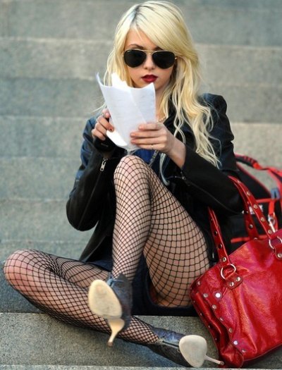 Taylor Momsen Kicked Off Of Gossip Girl?