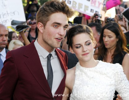 Kristen Stewart Stuck With 'Boring' Rob Pattinson - Makes Her Hollywood's Luckiest Girl