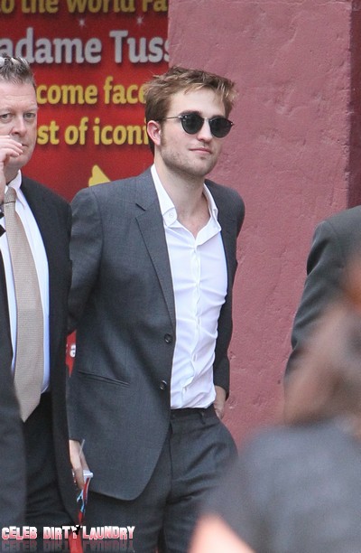 Robert Pattinson Is The Sexiest 'Old Fashioned' Romantic In Hollywood